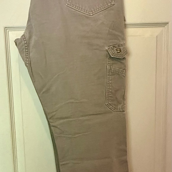Carhartt Men's Khaki Chinos - Picture 1 of 4